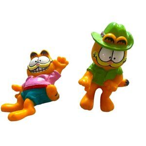 2 Garfield Figurines